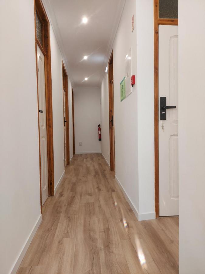 Wolley - Peniche Guesthouse Buitenkant foto