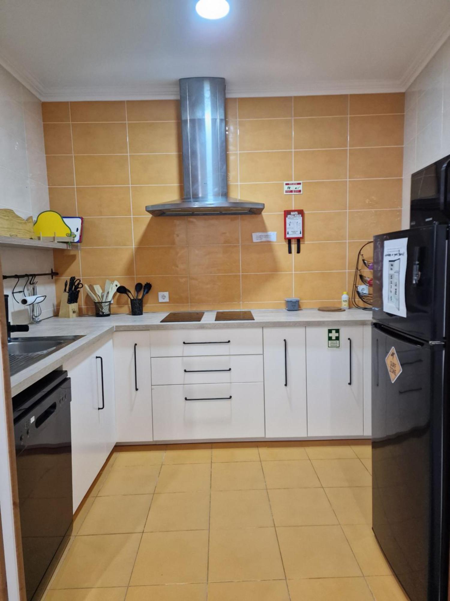 Wolley - Peniche Guesthouse Buitenkant foto
